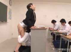 student lick her teacher in classroom...