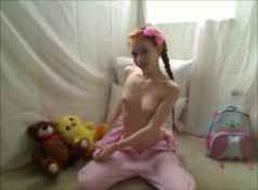 Hot Teen Redhead Dolly Little Masturbates in Footie Pajamas...