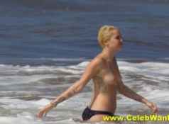 Miley Cyrus The Full Nude Collection...