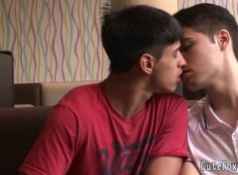 Swarthy twink gets him some white meat...